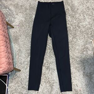 BETTER BODY SLEEK TIGHT LEGGINGS SIZE SMALL
